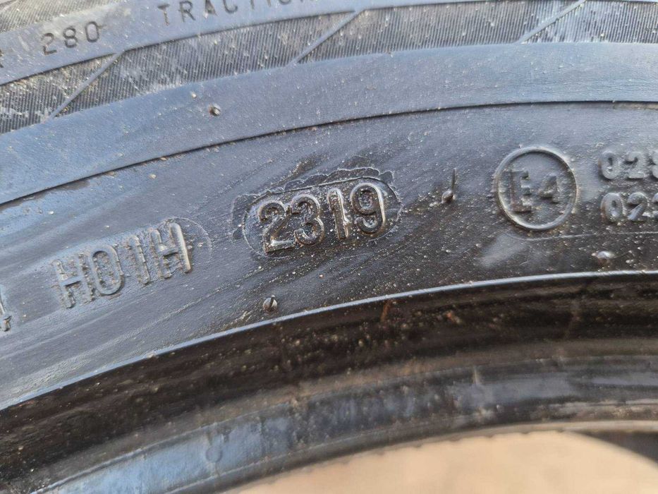 2 Continental R19 235/50 Летни гуми  DOT2319