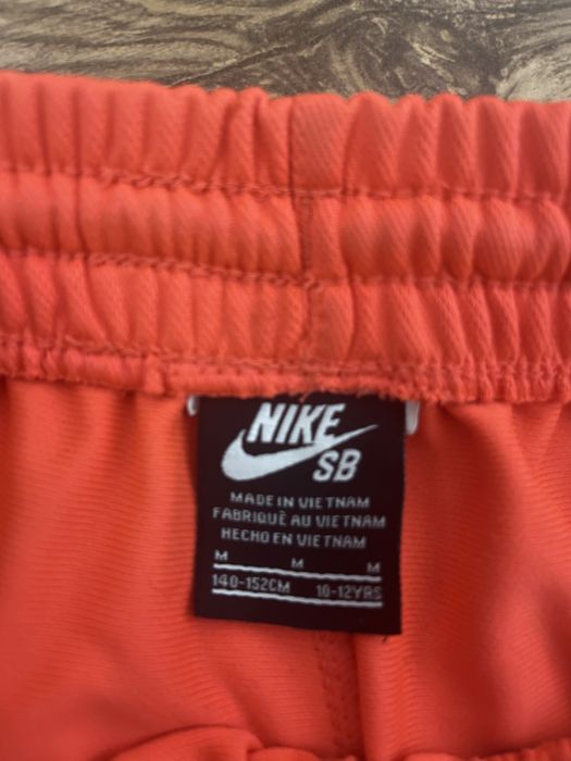 NIKE SB Шорти M 140-152cm 10-12YRS Outdoors Casual