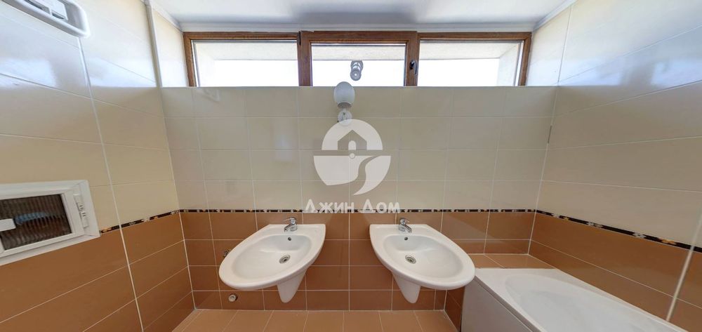 Тристаен апартамент с ПАНОРАМА МОРЕ И ПЛАНИНА в Хелиос, Свети Влас