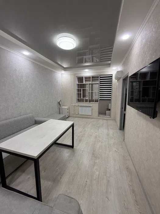 Сдаётся квартира 1-комн метро БИЙ!