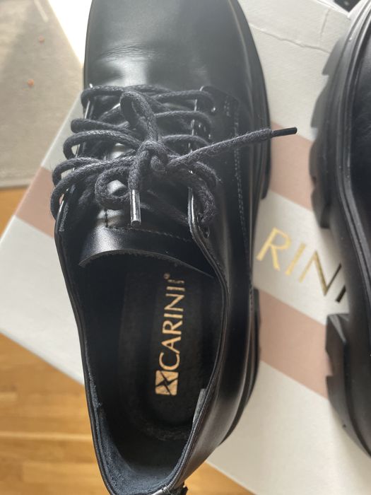 Оригинални дамски Carinii обувки 39ти номер, не са  носени
