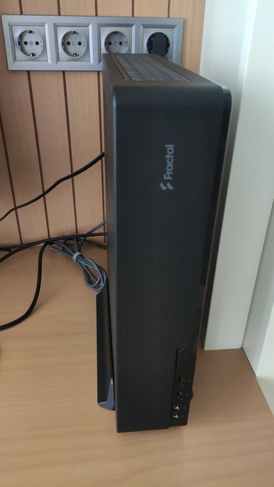 Mini PC/ITX Fractal Desing Node 202