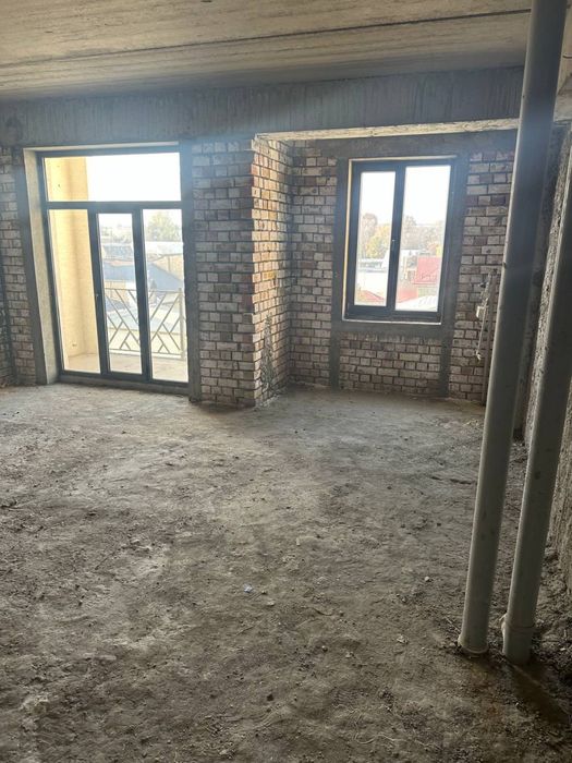 Продаю свою Квартиру 40 кв Коробка новостройка с кадастром Мирзо Улуг