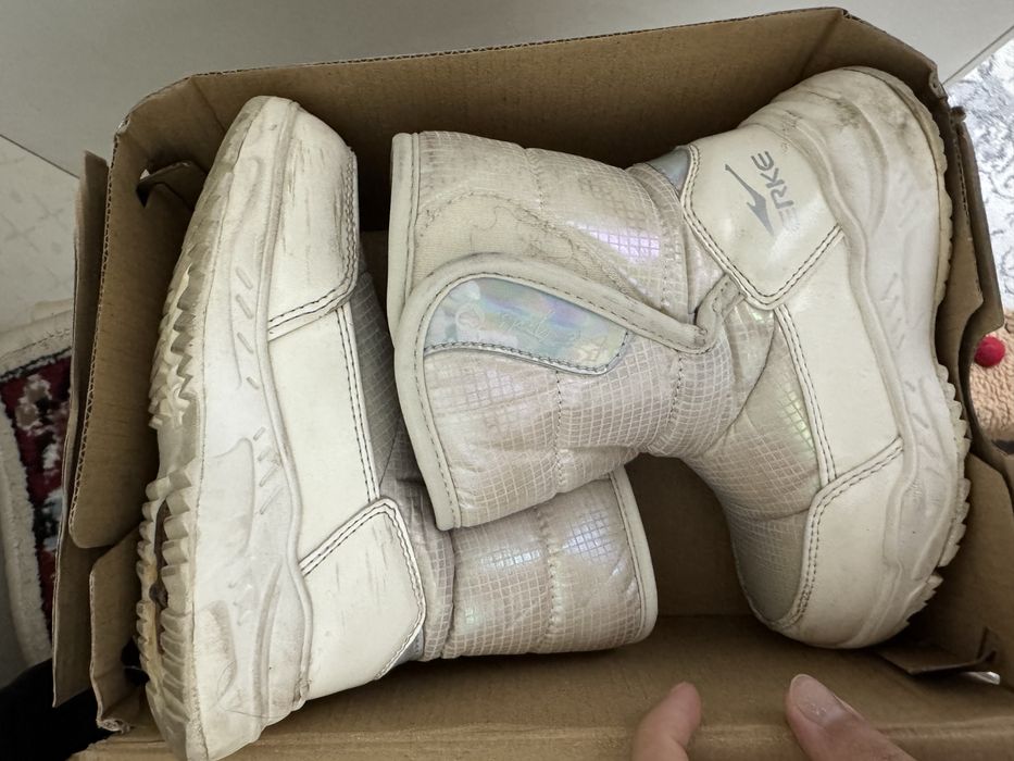 Куртки, обувь для девочки