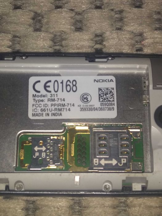 Продам смартфон Nokia 311 на запчасти