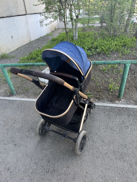Продам коляску не дорого