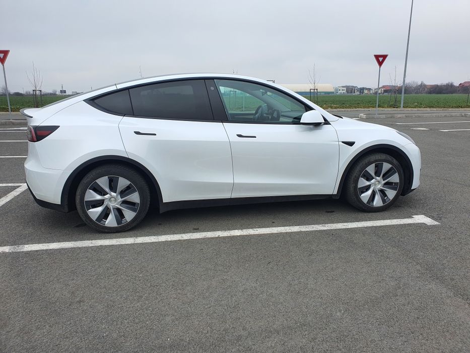 Vand Tesla model Y