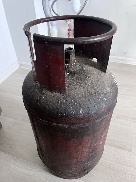 Продам газ балон