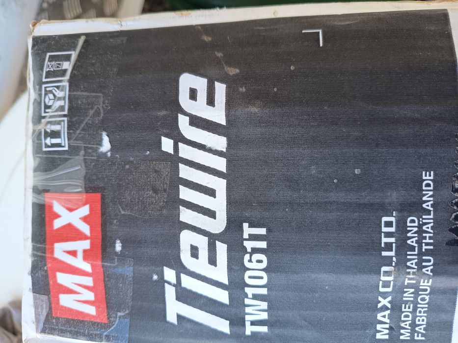 Vând 12role sarma de legat