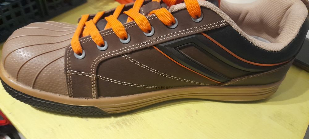 Pantofi bocanci protecție nr 44 45