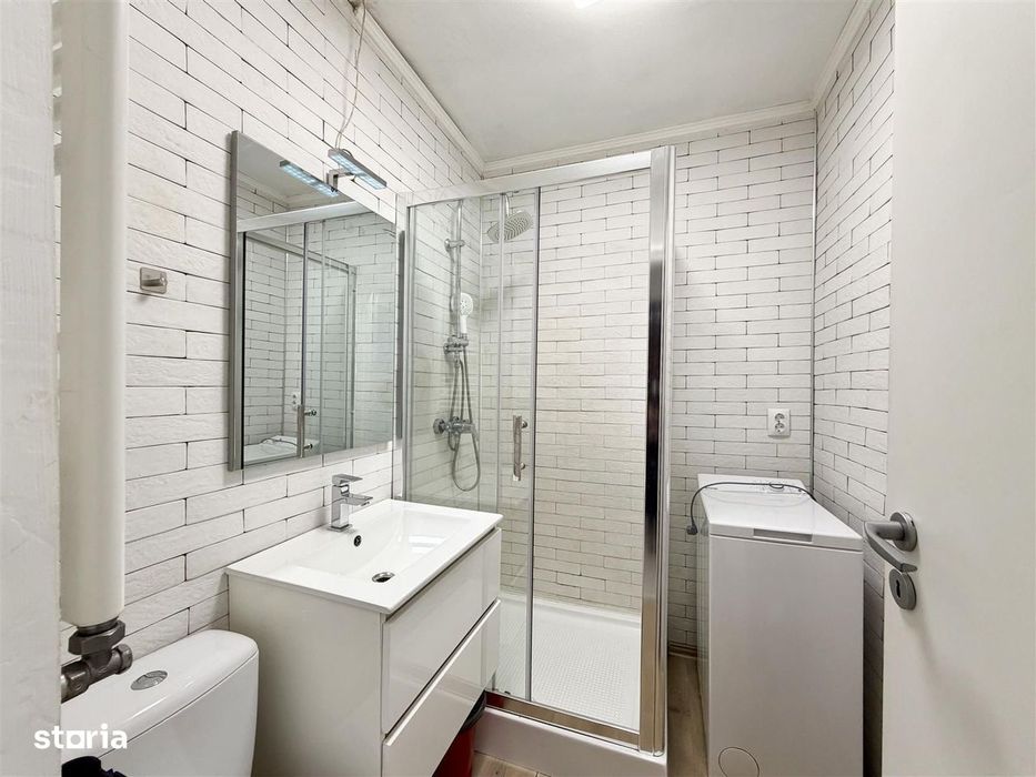 Garsonieră de vânzare în Sibiu–renovată, balcon închis–Zona Siretului