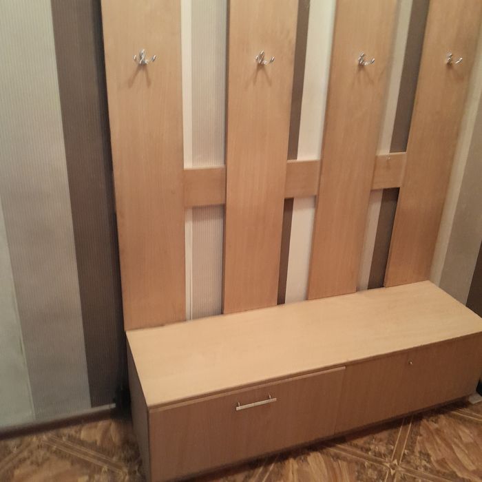 Прихожая б/у недорого