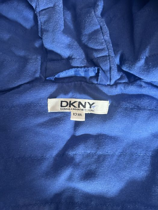 Яке на DKNY