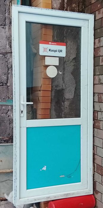 Пластиковые двери