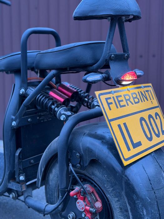 Vând Scuter Electric 2025