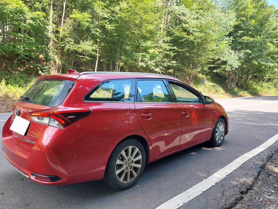 Toyota Auris 2015 hybrid TS
