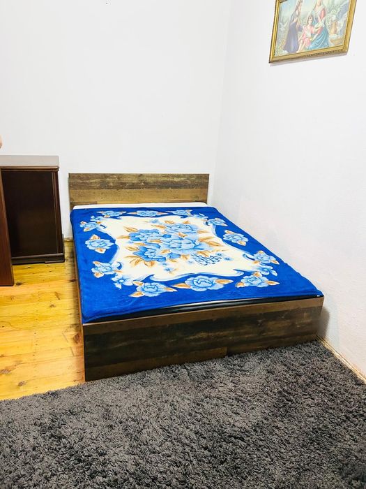 Închiriez apartament