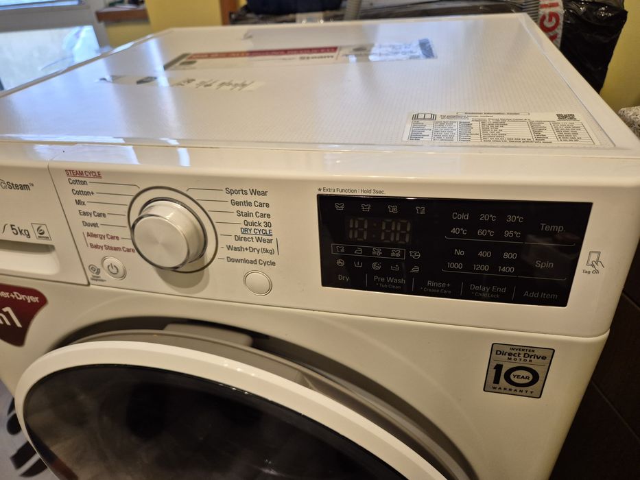 Пералня със сушилня LG Direct Drive