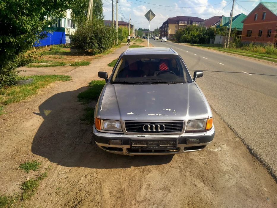 Продам Ауди 80 б4