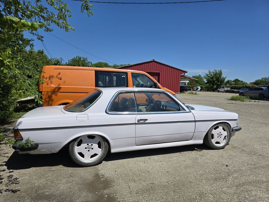 MERCEDES-BENZ E-Class 1979 — imagine 5
