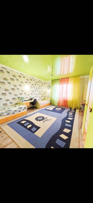 Продам просторный 2х этажный дом