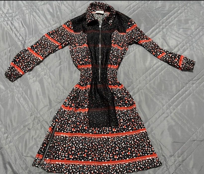 COSTUME NEMUTSO рокля размер 36