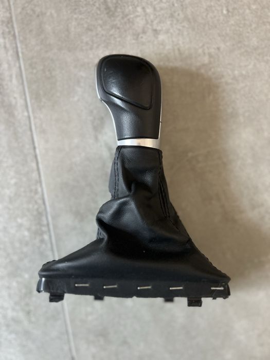 Nuca schimbator touareg 7p 2011+