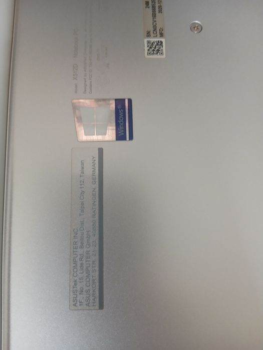 Лаптоп Asus notebook x512d