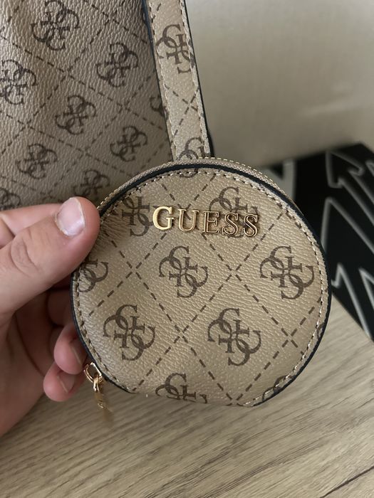 Женска Чанта Guess