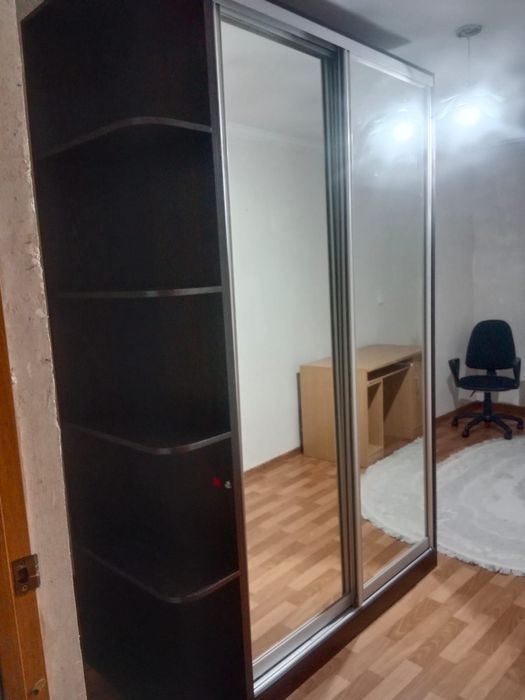 Продам шкаф-купе. Подойдёт для прихожей или спальной комнаты.