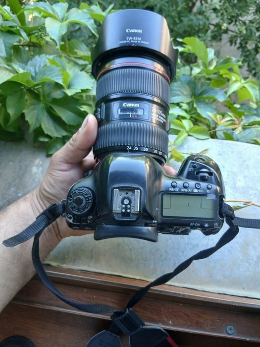 Canon 5D mark 4 с объективом