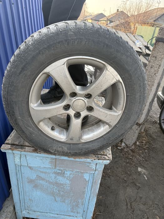 Продам диски с резиной