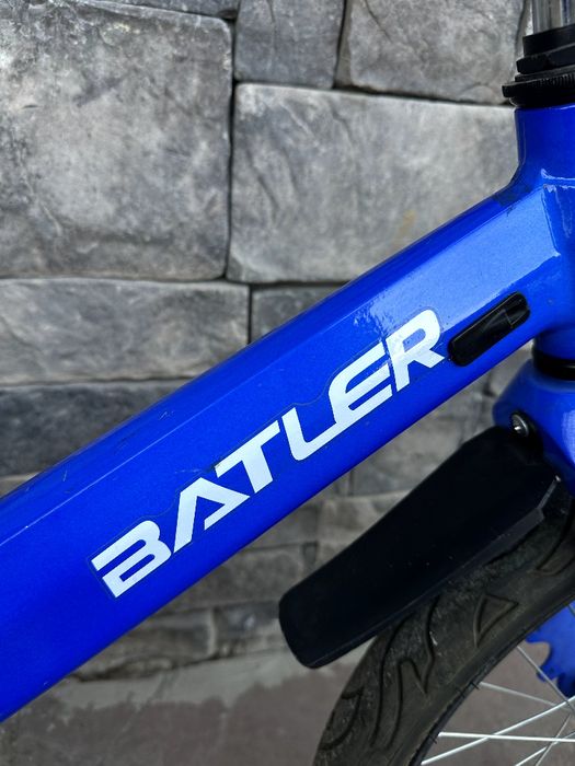 Велосипед велик Batler. Размер 16.