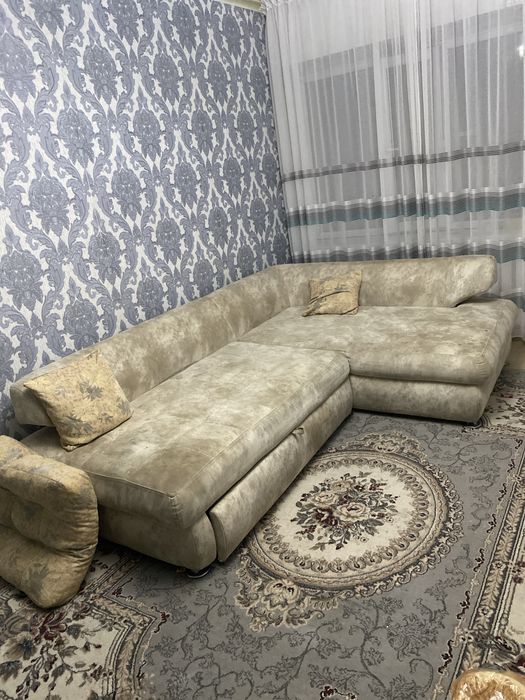 Диван сатылады спалнья