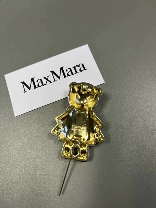 MaxMara- брошка мече