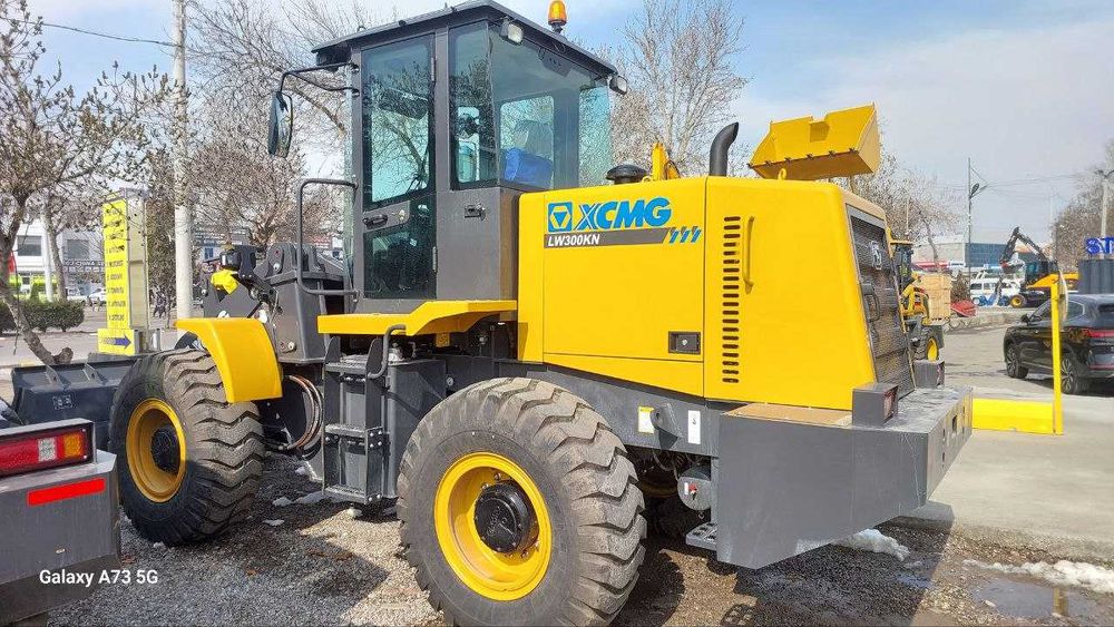 Продаем фронтальный погрузчик XCMG LW300KN 1,8 ДЖ СКЛАД