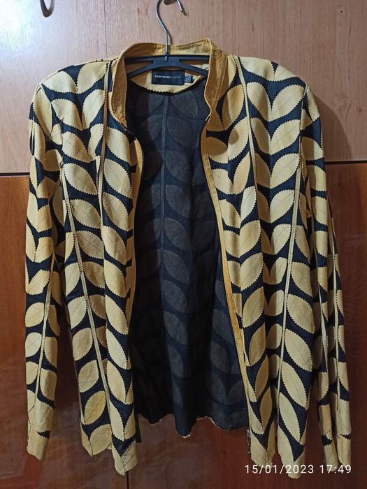 Продавам Горна дреха тип сако