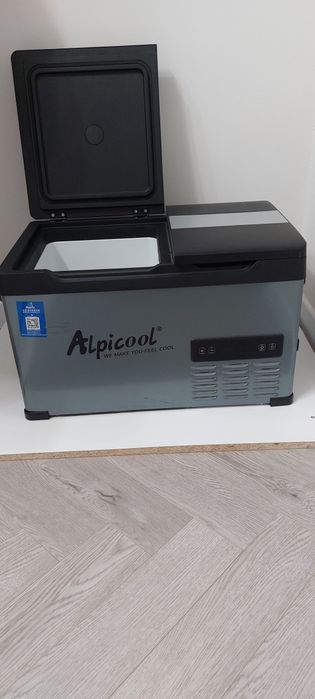 Автохолодильник Alpicool 35