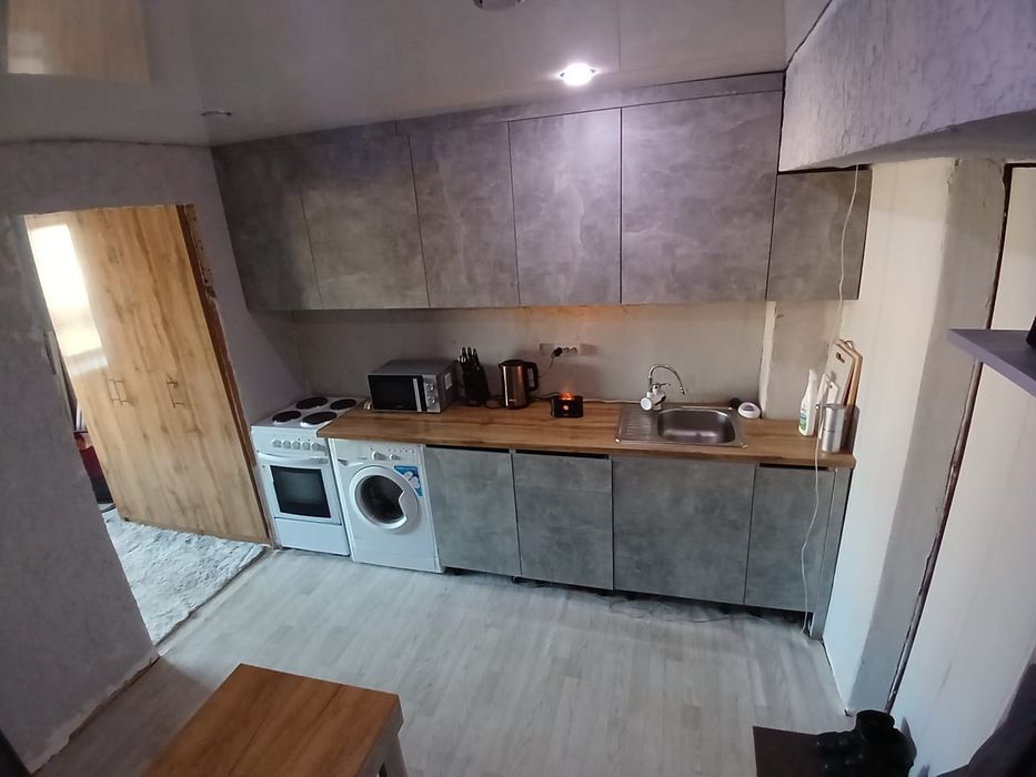 Срочно продам 2 км общежитие