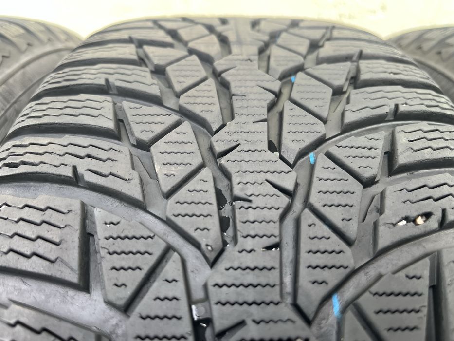 4бр 205/65/16 на 6мм с 21дот Нокиан