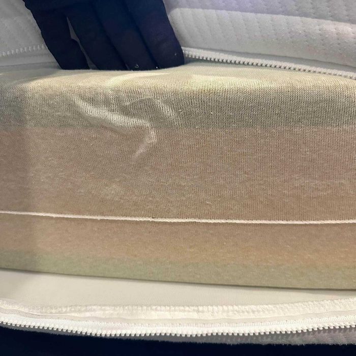 Pat reglabil pe înălțime electric cu telecomandă, plus saltea