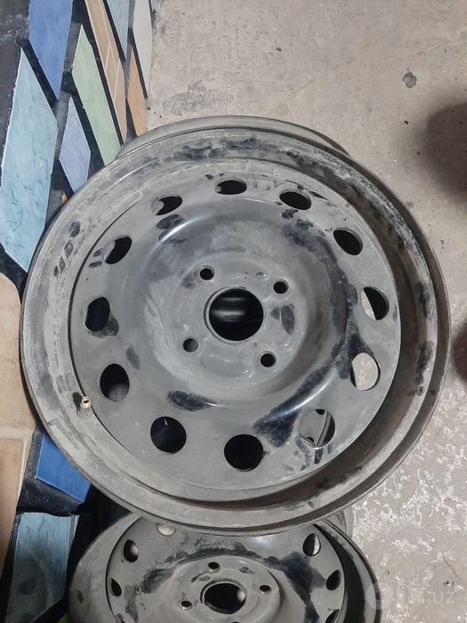 Diska R15 4 ta dona sotiladi