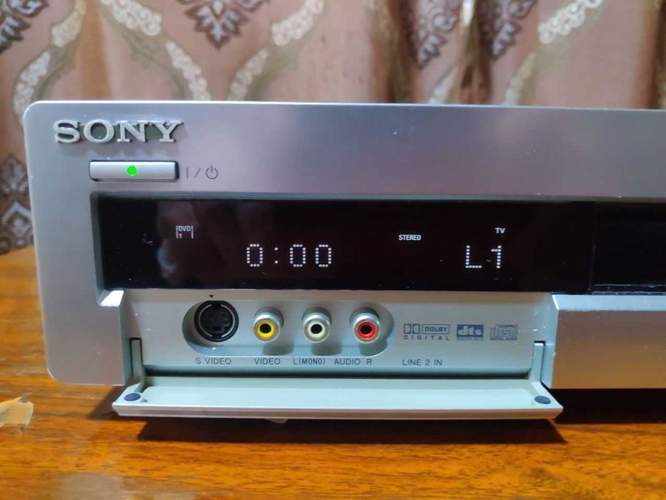 Пишущий DVD Sony RDR-GX3