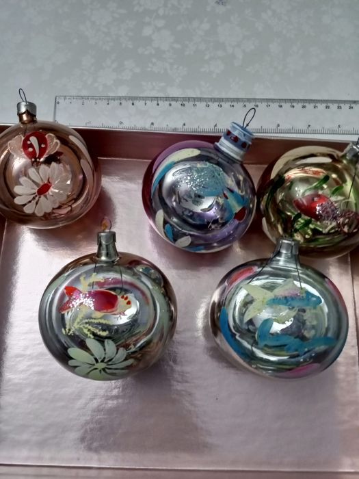 Ёлочные игрушки шары