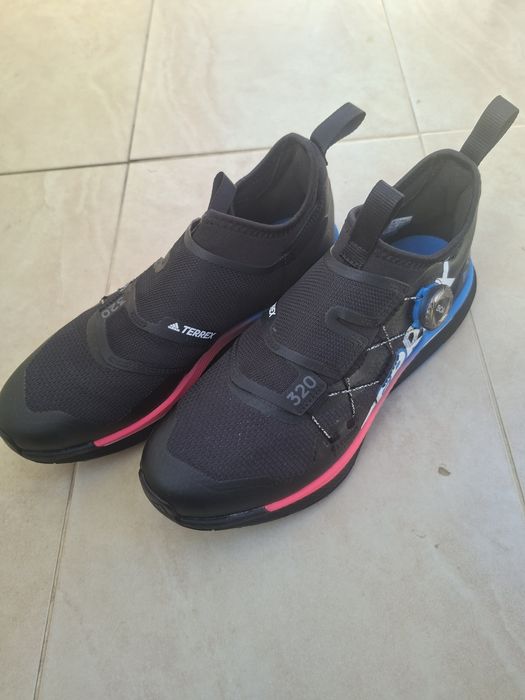 Маратонки Hoka adidas nike puma meindl crispi seven summits lowa и ботуши бебе