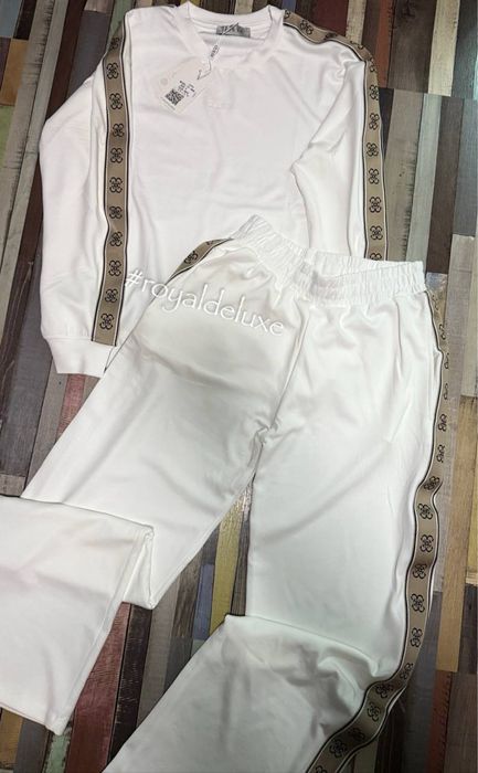 Stoc Trening compleu dama Guess