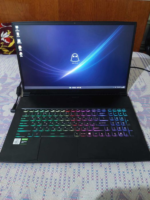 Noutbook MSI Intel core i7 10750H Holati ideal kelishtirib beriladi