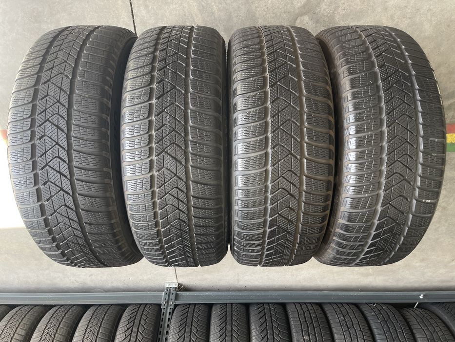 Set Anvelope Cauciucuri Iarna ca NOI 225 45 R19 M+S Pirelli Profil 7mm