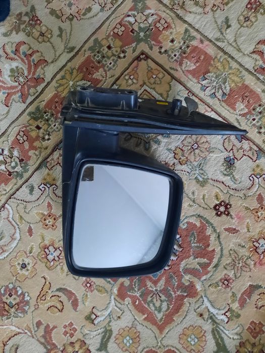 Боковое окно. Хундай Starex