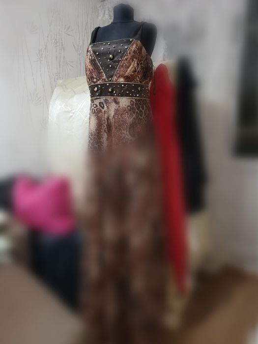 Платье вечернее  на прокат или продажа 48-50размер